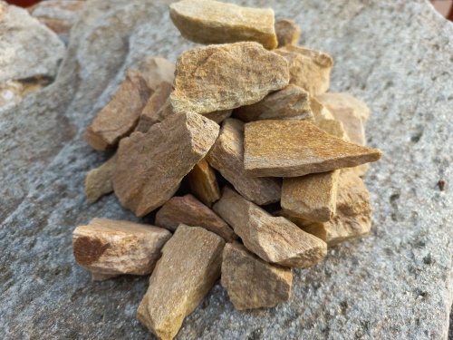 Златолит жёлтый декоративная каменная крошка купить в Реже