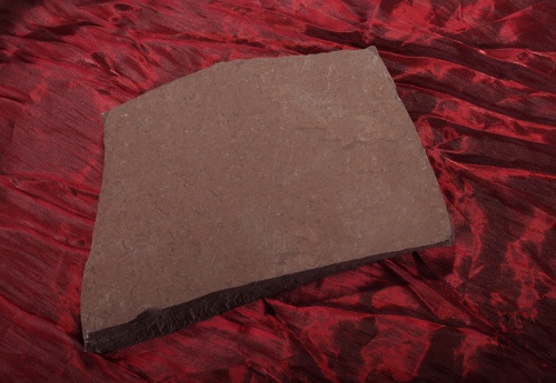 Плитняк лемезит бордовый для цоколя 1,5-2 см купить в Реже