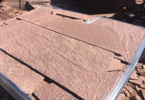 Плитняк лемезит бордовый для ступеней 20-25 мм купить в Реже